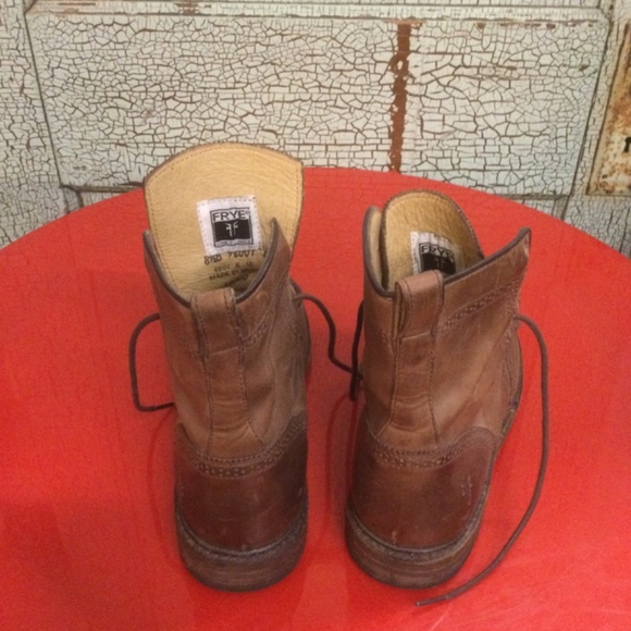FRYE James Wing-Tip Lace-Up Boots - Picture 3 of 5